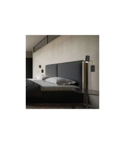 Aplique a pared modelo Tayron acabado negro/cuero, 26cm(alto) 14cm(ancho) 6cm(fondo)