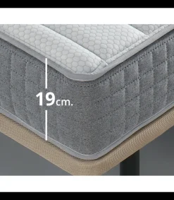 Colchón de 135x190 Visco lux de Home Actually HR con viscoelastico de 20cm de grosor.