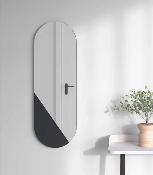Espejo de pared asimétrico modelo 756 acabado negro, Altura 90cm. Ancho 30cm. Fondo 2cm.