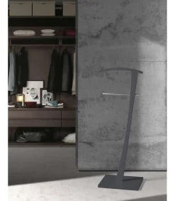 Galan 310 herraje cromo satinado lacado azabache, 115cm(alto) 48cm(ancho) 28cm(largo)