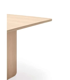 Mesa cuadrada para cocina o comedor modelo Arq acabado roble claro, 137cm(ancho) 75cm(alto) 137cm(largo)