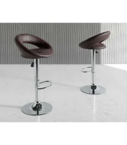 Pack de 2 taburetes elevables Zoe tapizados en polipiel marrón chocolate, 53 x 47 x 80/101 cm (largo x alto x ancho)